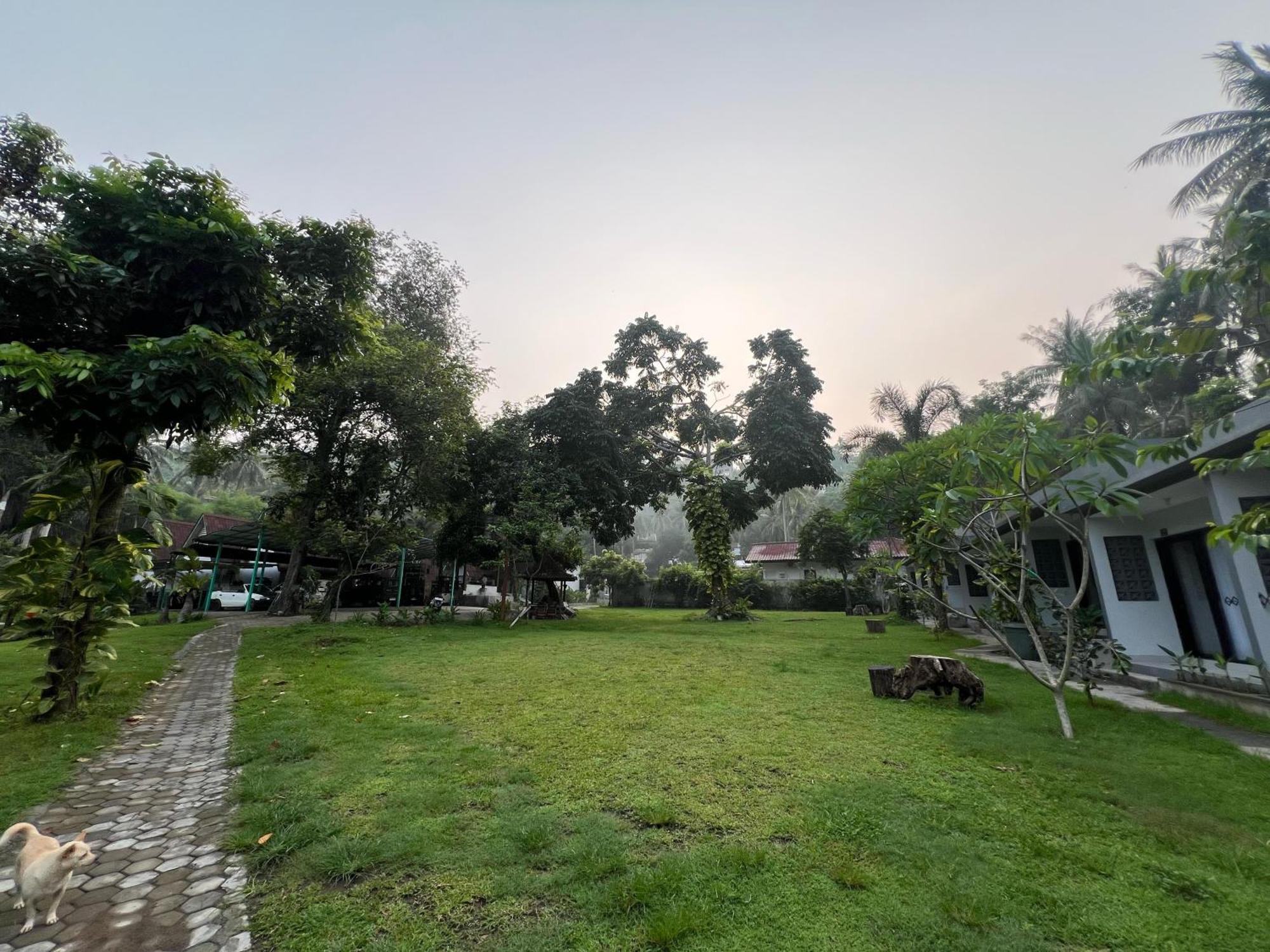 Makarma Resort Lombok Senggigi Exterior photo
